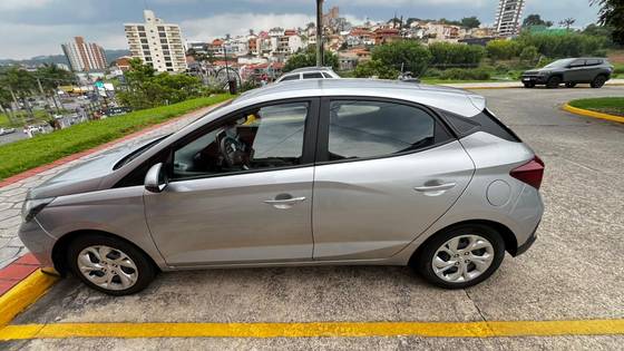 HYUNDAI HB20 1.0 12V FLEX COMFORT PLUS MANUAL